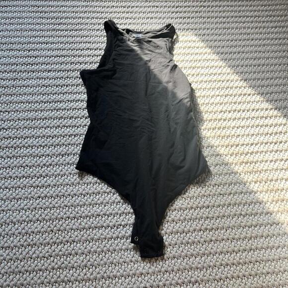 Skims Fits Everybody Highneck Bodysuit - Picture 3 of 4